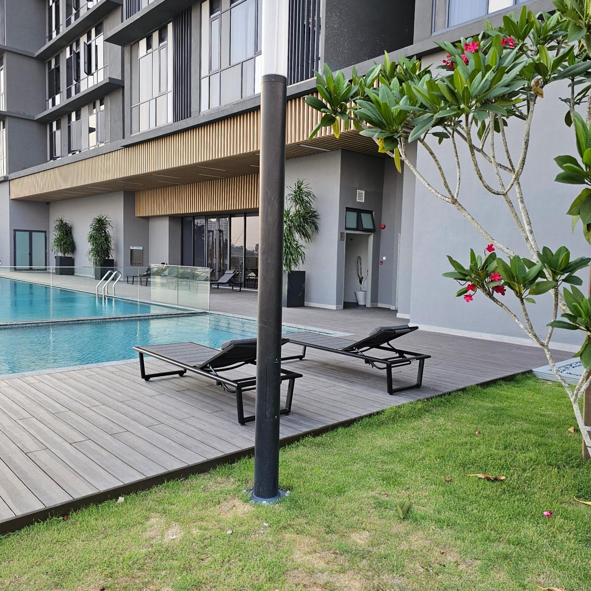 Societe Suites By Ihost Global Kuala Lumpur Extérieur photo